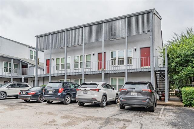 Building Photo - 3825 Gilbert Ave
