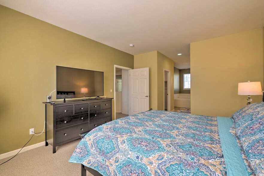 Building Photo - 264 Ridgeview Dr