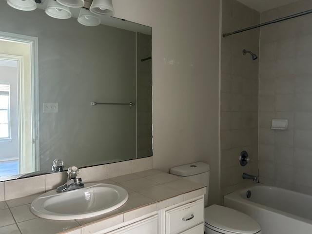 Building Photo - 1011 Sapphire St