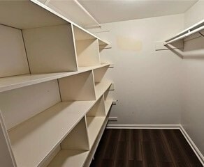 Building Photo - 7400 Bellerive Dr