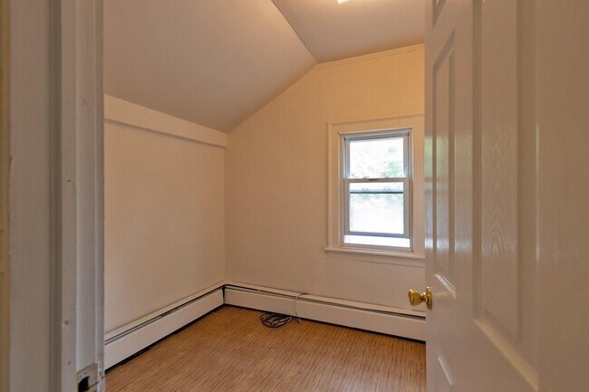 Building Photo - 5635-5639 NY-82