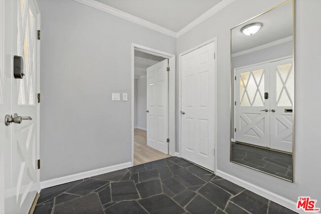 Building Photo - 10731 Gothic Ave