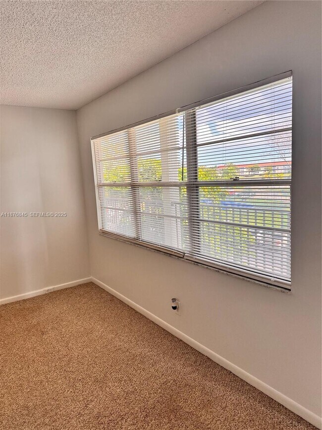 Building Photo - 13355 SW 9th Ct