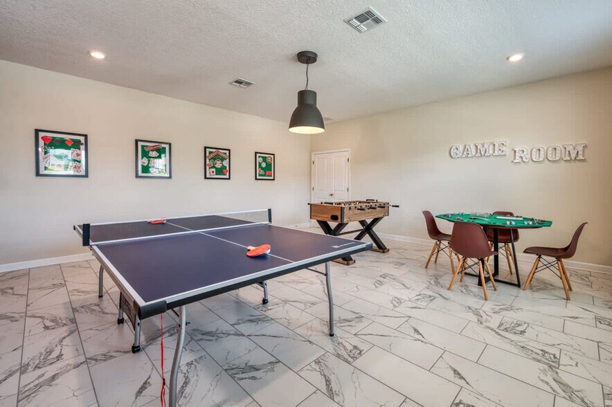 Building Photo - 2878 Stanza Ct