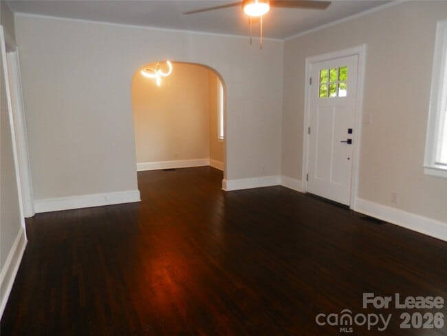 Building Photo - 1416 Effingham Rd