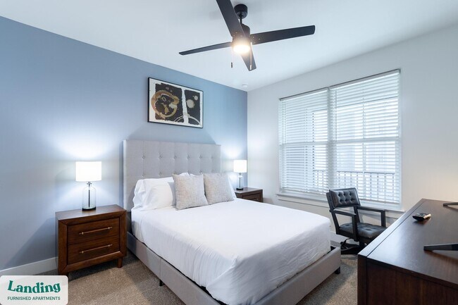 Building Photo - 435 Encore Way