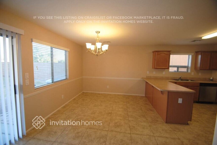 Building Photo - 37611 N Dena Dr