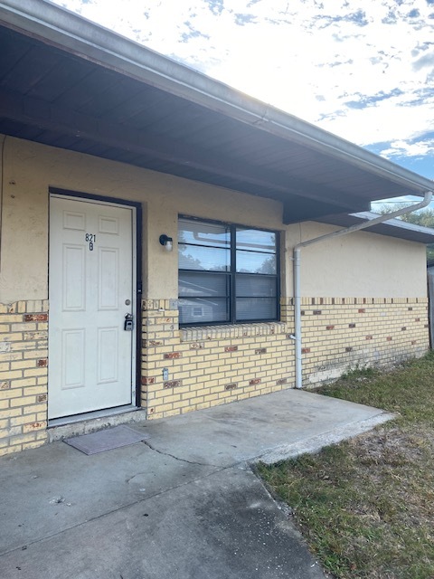 Primary Photo - 2/2 in DeLand, close to 17-92, $1,400/month