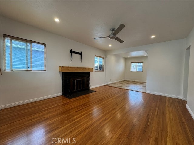 Building Photo - 240 S Mariposa St