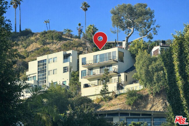 Building Photo - 9300 Warbler Way