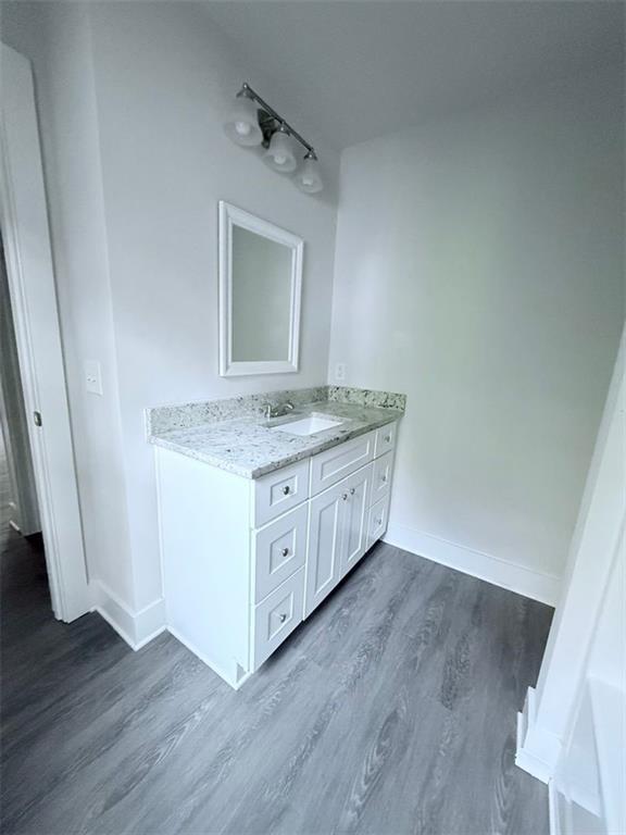 Building Photo - 5210 Phoenix St