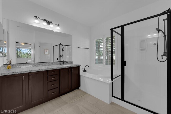 Building Photo - 608 Highland Bluff Way