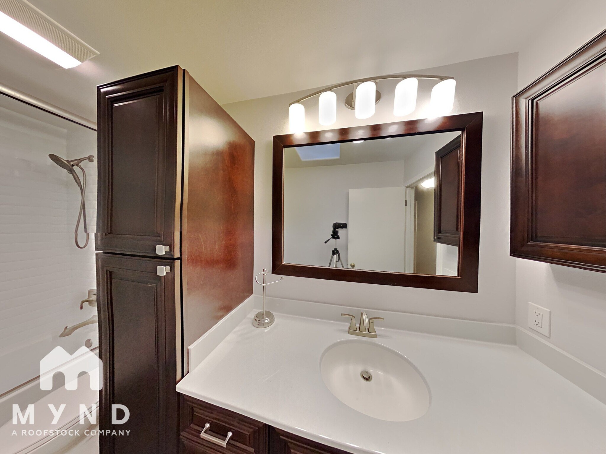 Building Photo - 5727 Bogart Dr