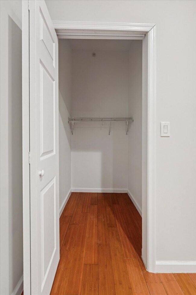 Building Photo - Large New Studio in Washington Square West