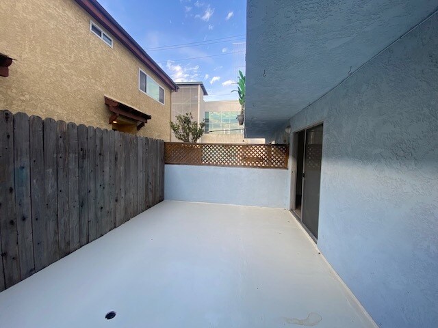 Building Photo - 1308 9th St