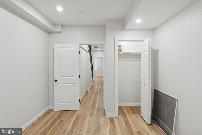 Building Photo - 1250 S 27th St