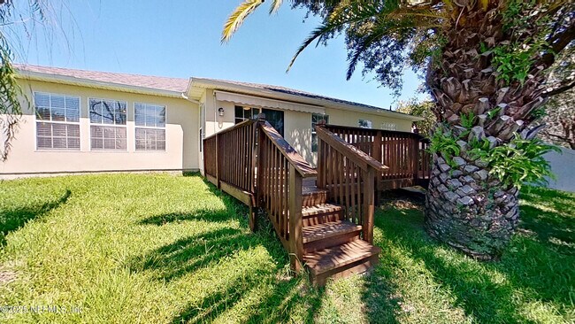 Building Photo - 12275 Deersong Dr