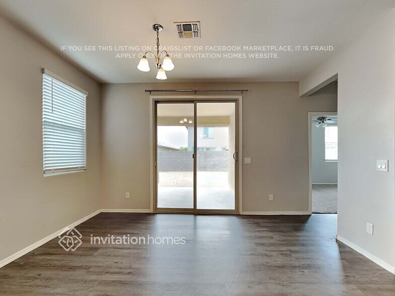 Building Photo - 17545 W Jessie Ln