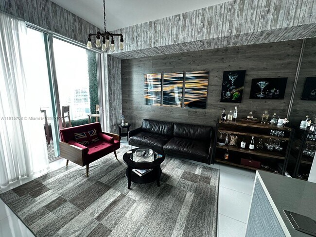 Building Photo - 1080 Brickell Ave