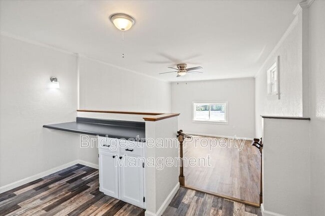 Building Photo - 317 Hypathia Ave