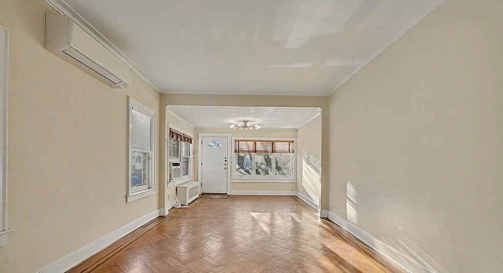 Building Photo - 2031 New York Ave