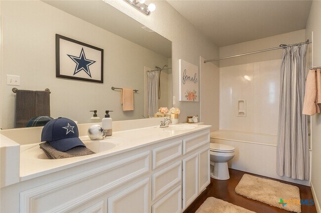 Building Photo - 3749 W Amity Rd