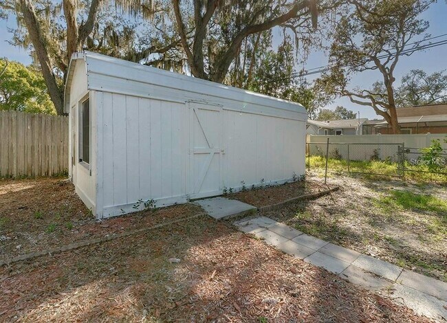 Building Photo - 1428 Illinois Ave