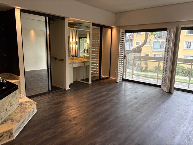 Master Bedroom - 801 Ocean Ave
