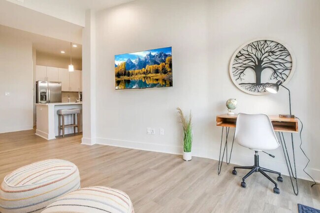 Building Photo - 2901 Indiana St