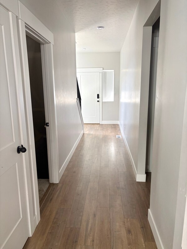 Building Photo - 2254 W Granite Arch Way