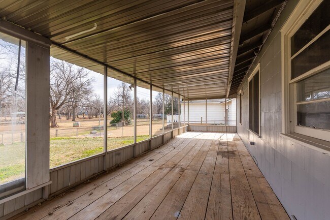 Building Photo - 3308 N Holman Ct
