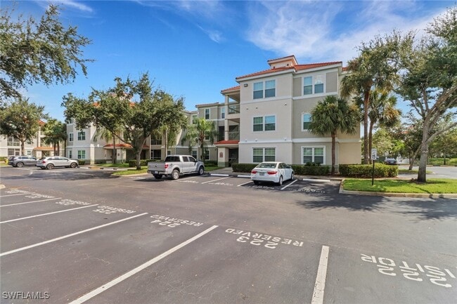 Building Photo - 23600 Walden Center Dr