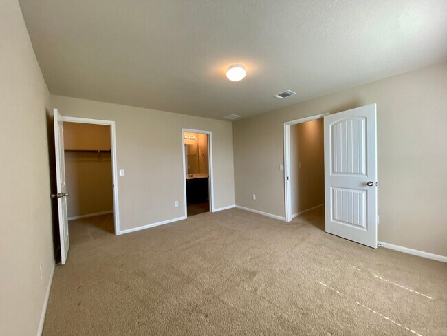 Building Photo - 3012 Tilmon Ln.