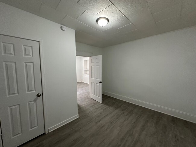 Building Photo - 3069 N 29th St