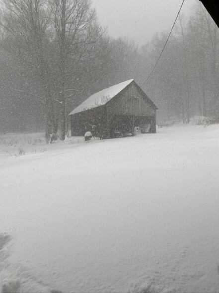 Building Photo - 3550 Coolidge Hwy