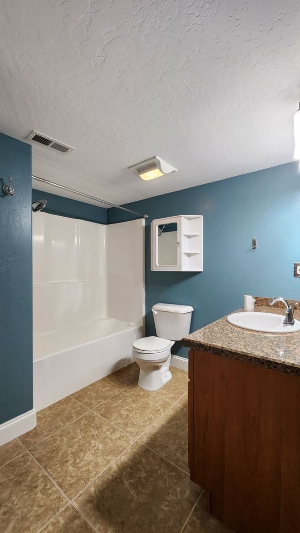 Building Photo - Elegant Stephens Pointe Condominiums