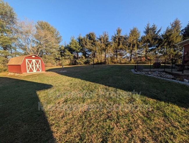 Building Photo - 700 Shenandoah Ave