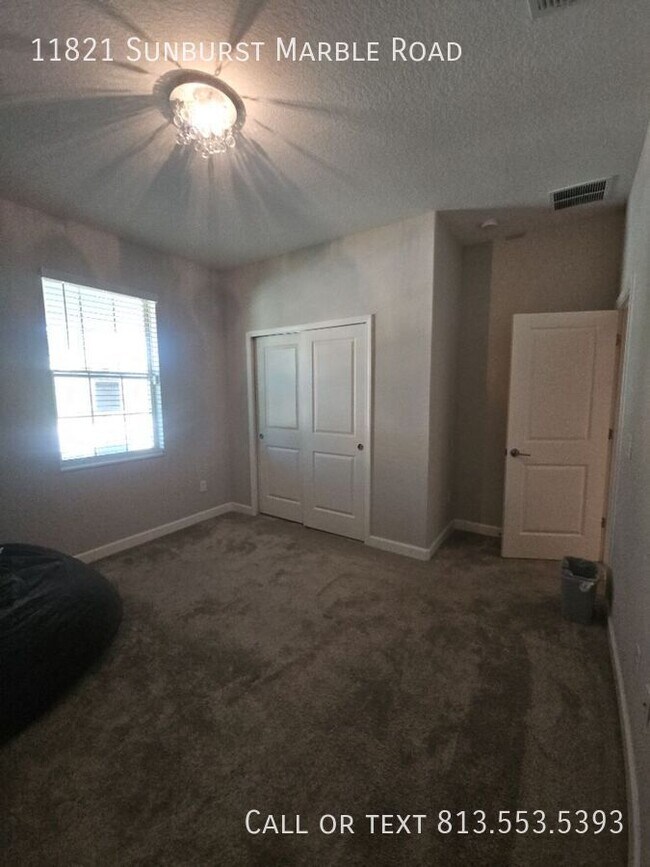 Building Photo - 11821 Sunburst Marble Rd