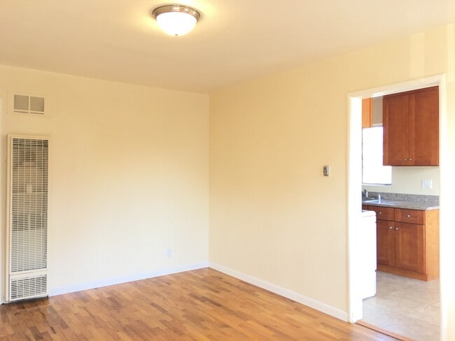 Building Photo - 91 Virginia E St