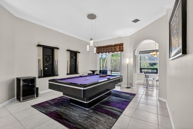 Building Photo - 1500 Firethorn Dr