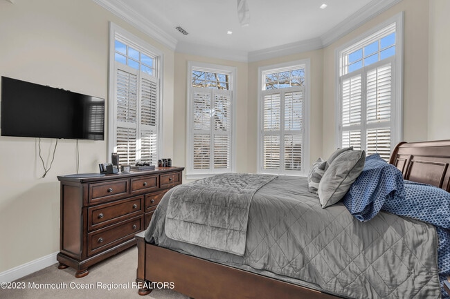 Building Photo - 502 Brighton Ave