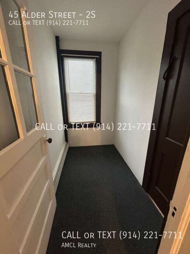 Building Photo - 45 Alder St