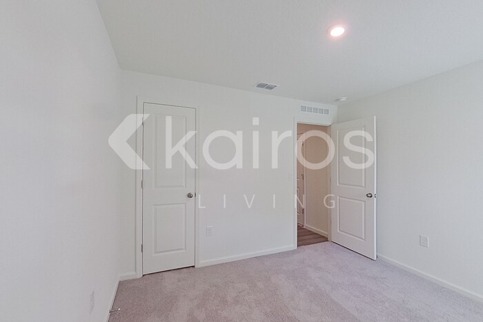 Building Photo - 8475 W 98th Ave