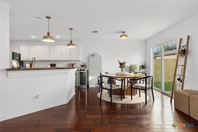 Building Photo - 1136 Tumbleweed Trail