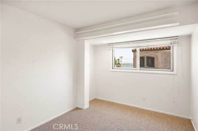 Building Photo - 87 Surfside Ave.