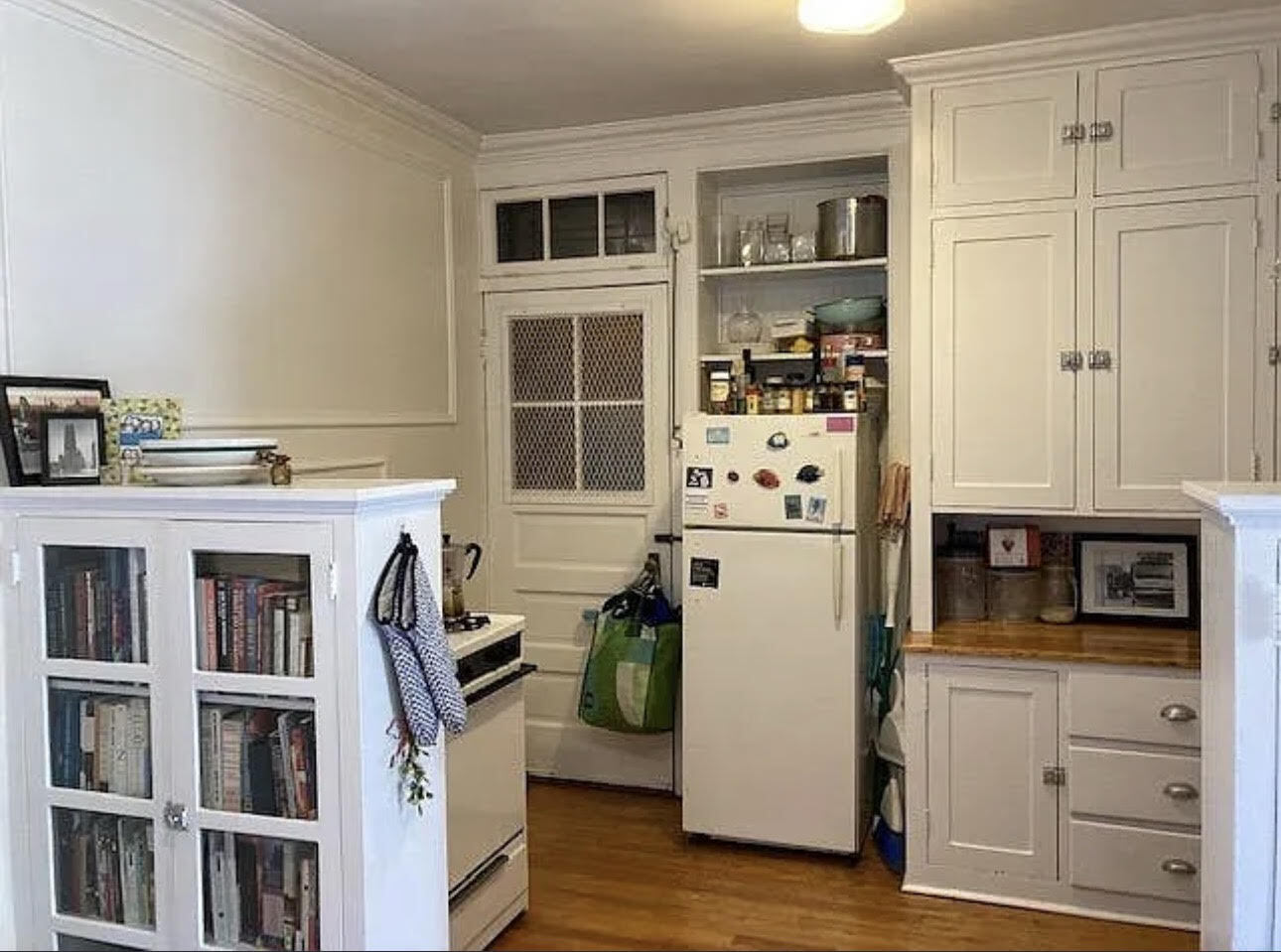 Building Photo - 1500 W Chase Ave