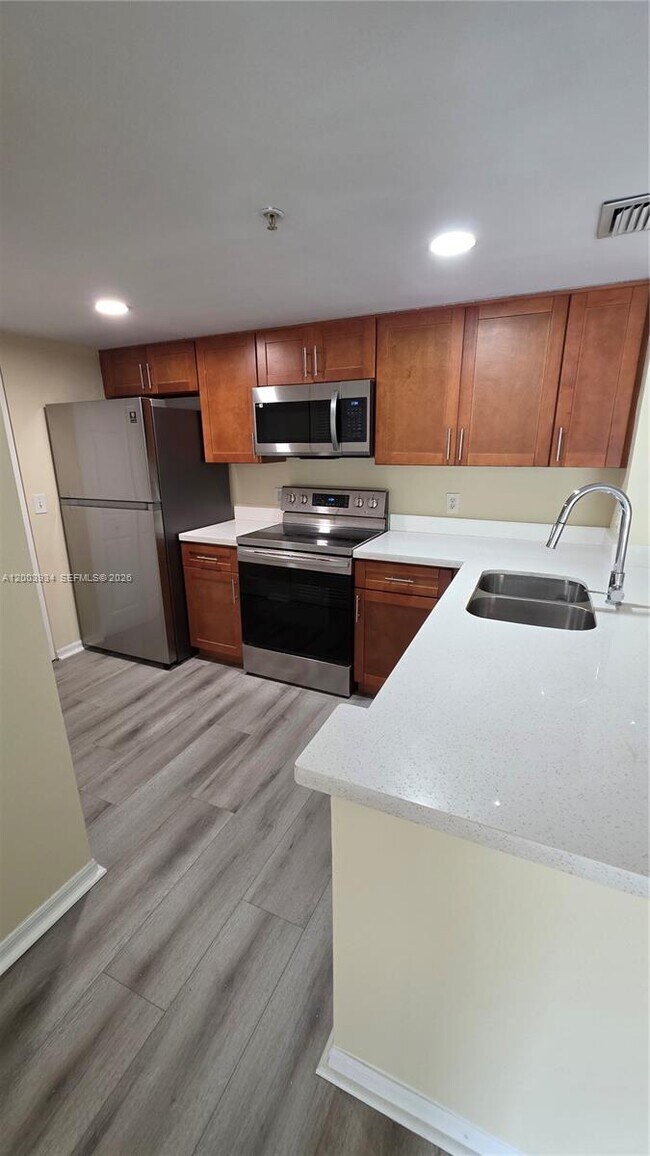 Building Photo - 5051 Wiles Rd