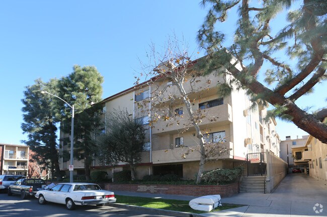 3709 Watseka Avenue Apartments - 3709 Watseka Ave Apartments