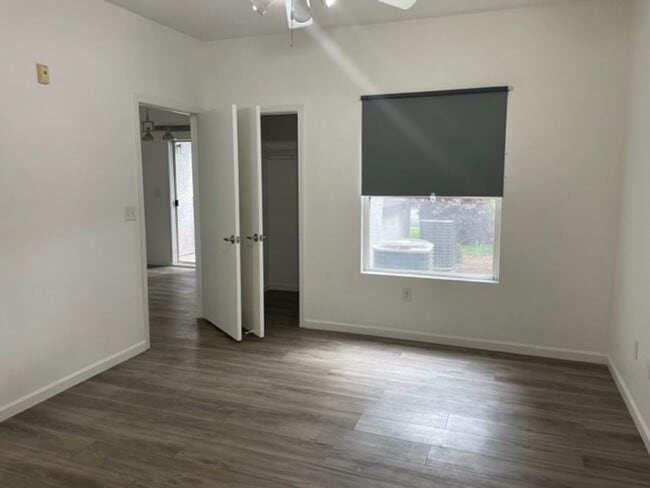 Building Photo - 2 Bedroom 2 Bath Condo W Sunset