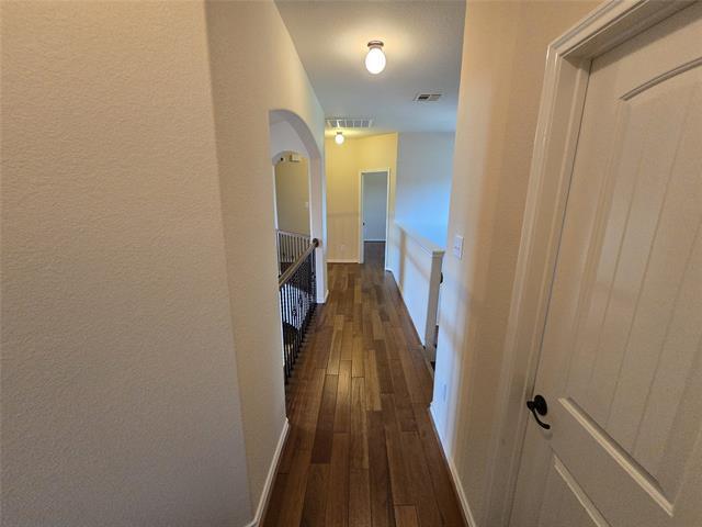 Building Photo - 1437 Tudor Dr